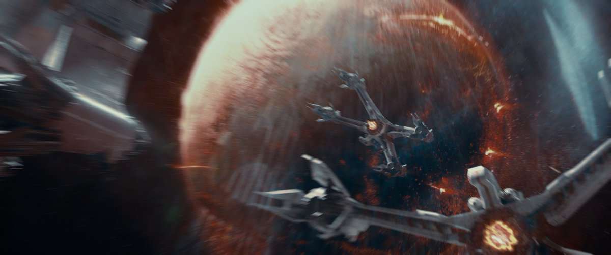 Received a signal 2000 light years away.

What's there?

Space battleship departing!

#Hitchhikerofstar #NFT