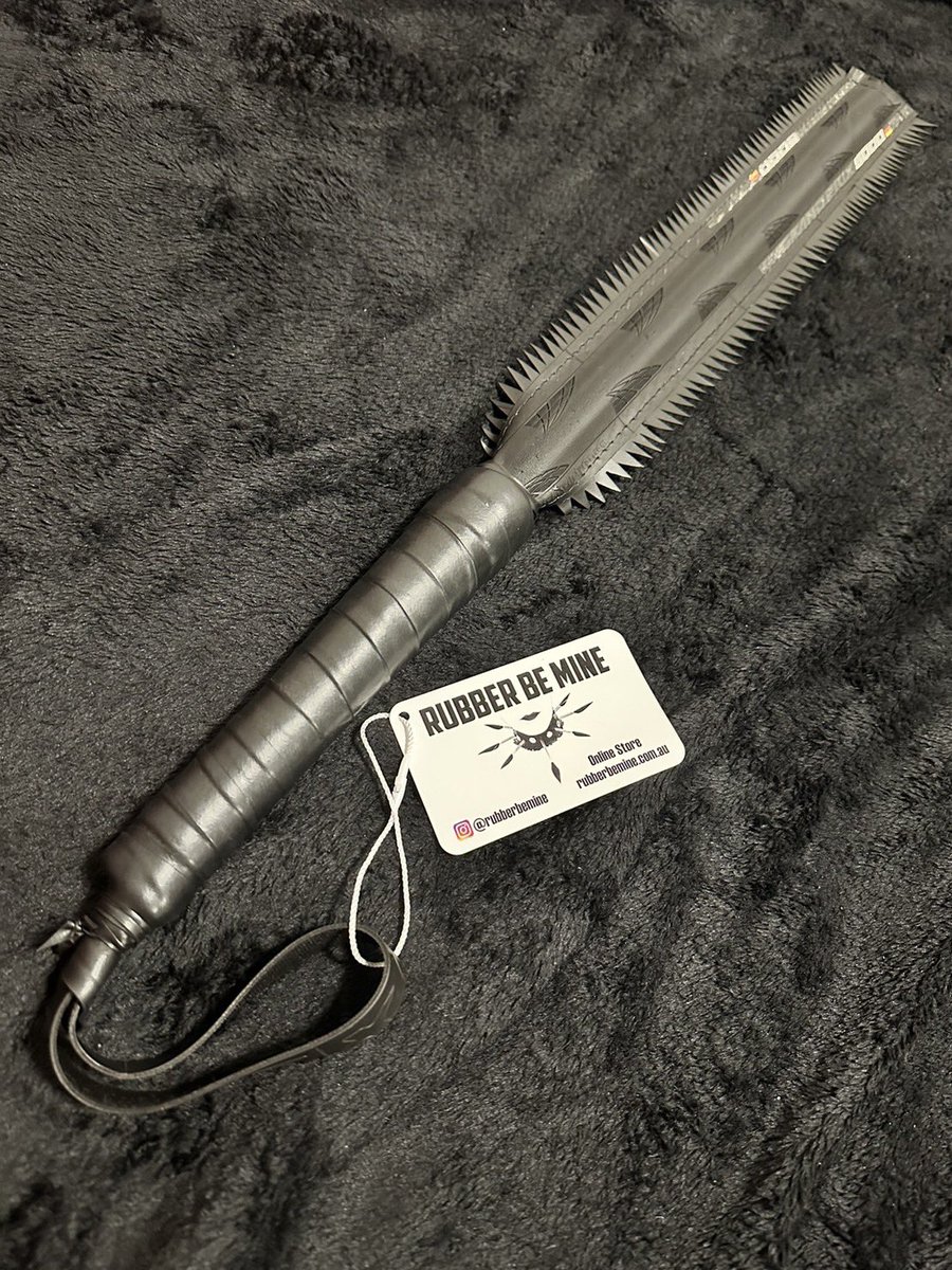thailandbdsm's tweet photo. น้อง Paddle rubber จาก Rubber be mine  https://t.co/JUh1tSOS1G เป็นงาน Handmade ที่ทำมาจากวัสดุ Recycle ♻ อันนี้ที่ซื้อมาทำมาจากยางรถ ที่แปลกใจคือ น้ำหนักเบา ถนัดมือ เจ็บแสบสุดๆ 10/10 คะแนนจ้าาาา
(4) https://t.co/5SwJfNksmM