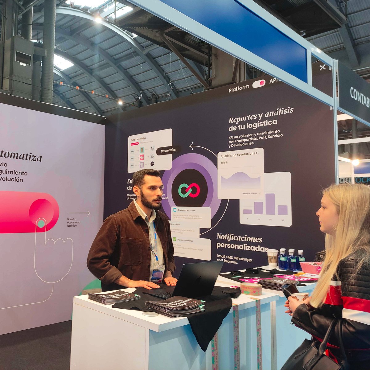 ShippyPro_'s tweet image. 🚀 🇪🇸 How amazing these two days at @eshowesp  have been!

We had insightful talks about shaping the future of #shipping and created e-commerce business strategies with the merchants who attended, thank you all.

Until next time, adiós Barcelona! 👋

#EShowBCN2023 #eShowBarcelona
