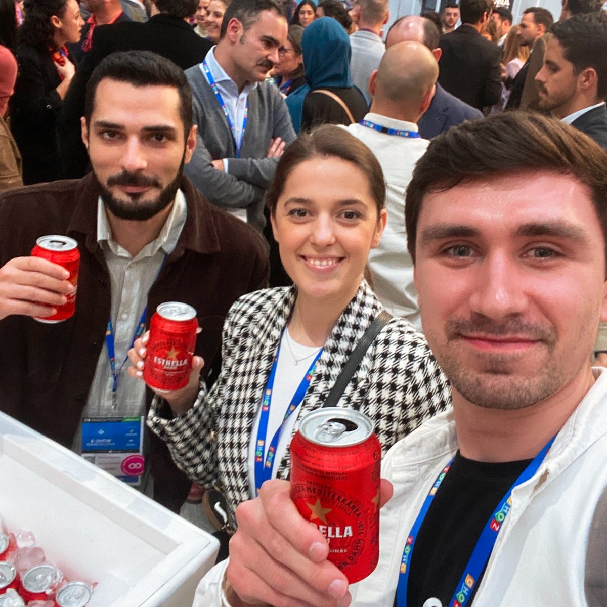 ShippyPro_'s tweet image. 🚀 🇪🇸 How amazing these two days at @eshowesp  have been!

We had insightful talks about shaping the future of #shipping and created e-commerce business strategies with the merchants who attended, thank you all.

Until next time, adiós Barcelona! 👋

#EShowBCN2023 #eShowBarcelona