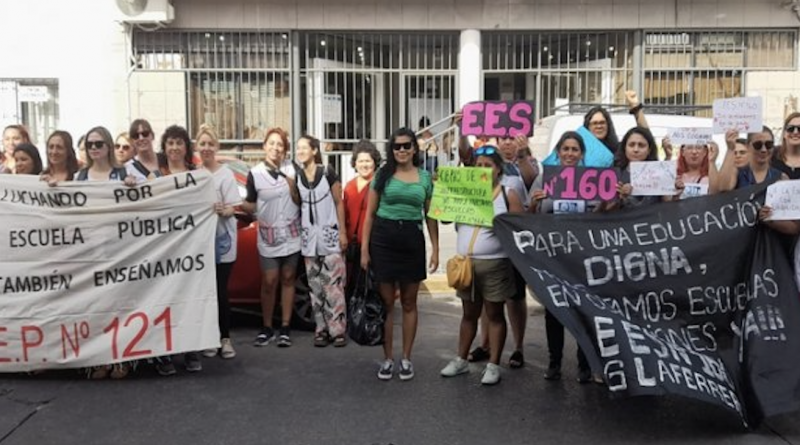 deramosdigital's tweet photo. Ola de calor: Protestas y reclamos de soluciones ante la falta de agua y ventiladores en escuelas matanceras: https://t.co/pJXObOiaKB https://t.co/iOLX1TeKrq