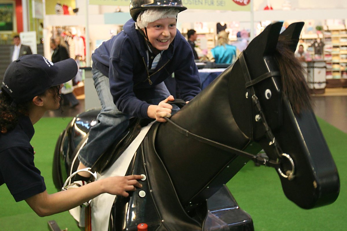 Visit the german horse racing booth at the EQUITANA in Essen/Germany from 9.-15.03.2023. #DeutscherGalopp