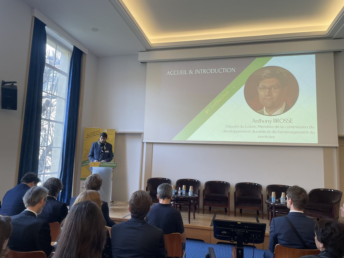 BrosseAnthony's tweet photo. Ce matin, j’ai rappelé à la #confdechet l’importance de la valorisation énergétique de nos #dechets et du réemploi, facteurs d’indépendance pour notre pays. En première ligne, les collectivités territoriales prennent une part essentielle dans le verdissement de nos modes de vie. https://t.co/HBVBmGNFy8