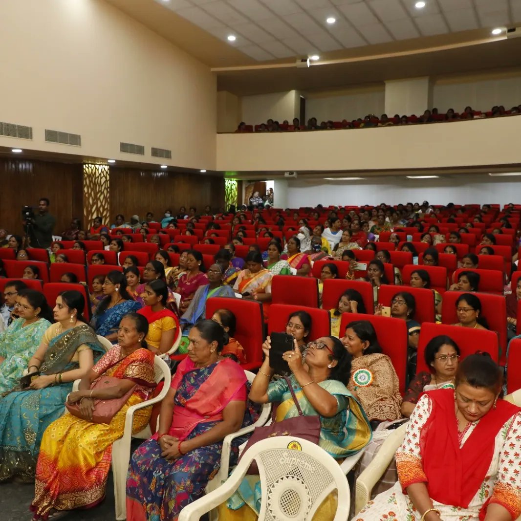 SCR has always promoted positive work culture with due regards to women workforce so that they can work with dignity and pride - Shri Arun Kumar Jain, GM, SCR during #InternationalWomensDay celebrations held at Rail Nilayam Auditorium @arunjainir