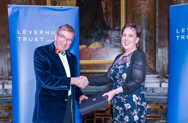University of Glasgow (@uofglasgow) on Twitter photo Congrats to Prof Sheila Rowan of <a href="/UofGPhysAstro/">UofG PhysAstro</a> & <a href="/UofGravity/">UofG Institute for Gravitational Research</a>, on receiving the first <a href="/LeverhulmeTrust/">The Leverhulme Trust</a> lifetime achievement award 👏
This recognises her outstanding research in gravitational physics & unstinting contribution to the physics community.
👉bit.ly/3T5ZqRp Congrats to Prof Sheila Rowan of <a href="/UofGPhysAstro/">UofG PhysAstro</a> & <a href="/UofGravity/">UofG Institute for Gravitational Research</a>, on receiving the first <a href="/LeverhulmeTrust/">The Leverhulme Trust</a> lifetime achievement award 👏
This recognises her outstanding research in gravitational physics & unstinting contribution to the physics community.
👉bit.ly/3T5ZqRp