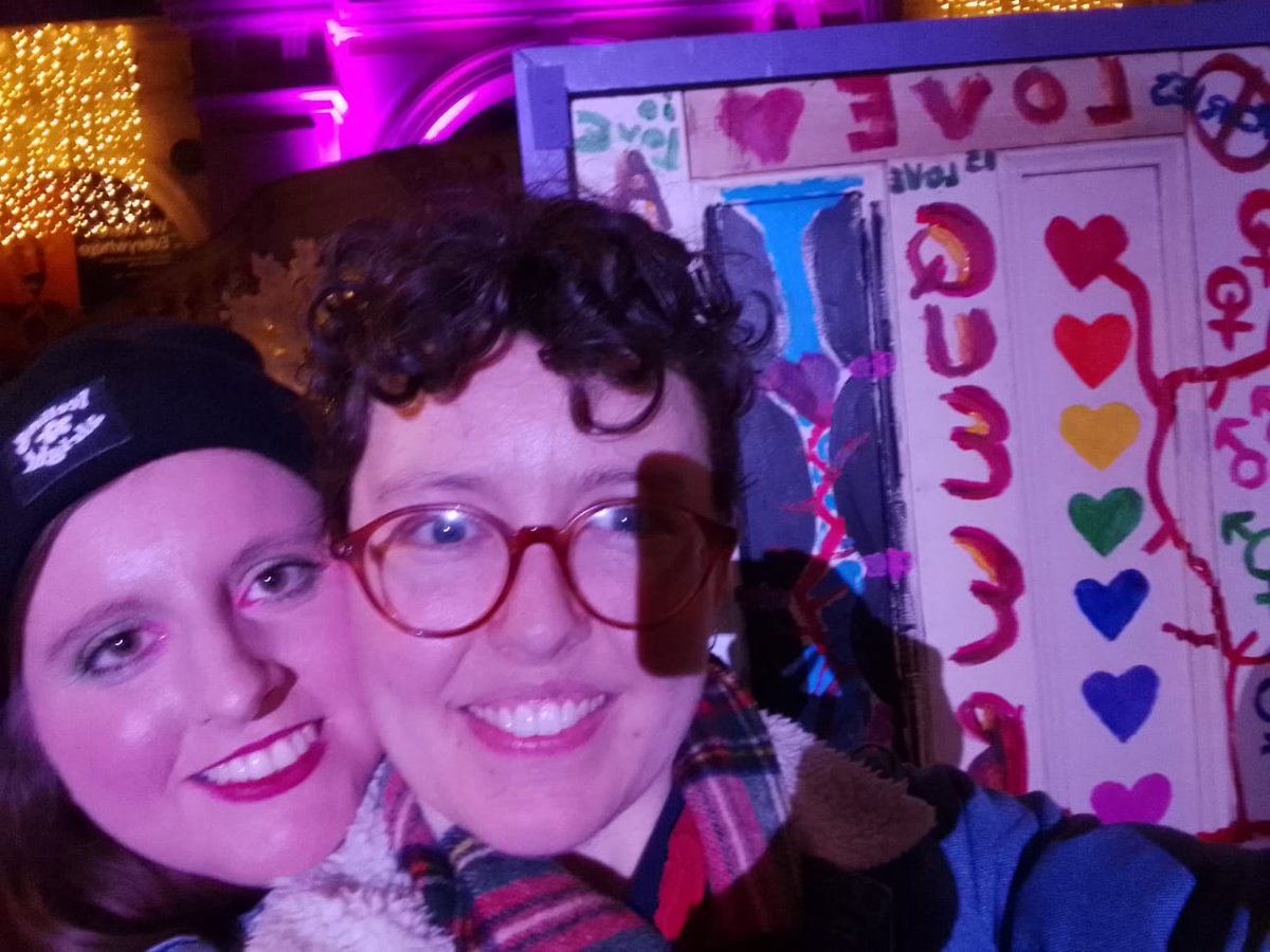 frontendfran's tweet image. Happy (belated) #IWD2023 to my amazeballs girlfriend. We met at @CodebarBristol last year as coaches. She&apos;s my kinda human inside &amp;amp; out and we build eachother up. 💙💃👭