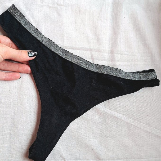 Tanga con goma plateada muy usado by @ElishabethG69 https://t.co/rOD8y1LWsS Find it on #ManyVids! https://t<a class="tags" href="/tag/elishabethg69">@elishabethg69</a><a href="/tag/manyvids"class="tags"><span>#manyvids</span></a>