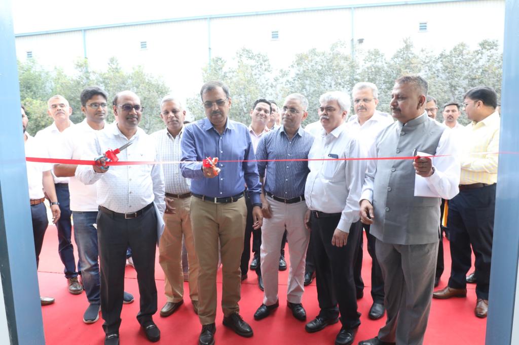 ConcorFhel's tweet photo. Inauguration by Chairman &amp; Managing Director, CONCOR and Chairman, FHEL of the modern palletised frozen warehouse at FHEL, Agri-Logistics Centre, Rai industrial area, Sonepat, Haryana on 09.03.23.@concor_india @VKRamaCMD @ConcorNro @ConcorNwr @ConcorArea3 @ConcorArea4 https://t.co/mKzwXL96XL
