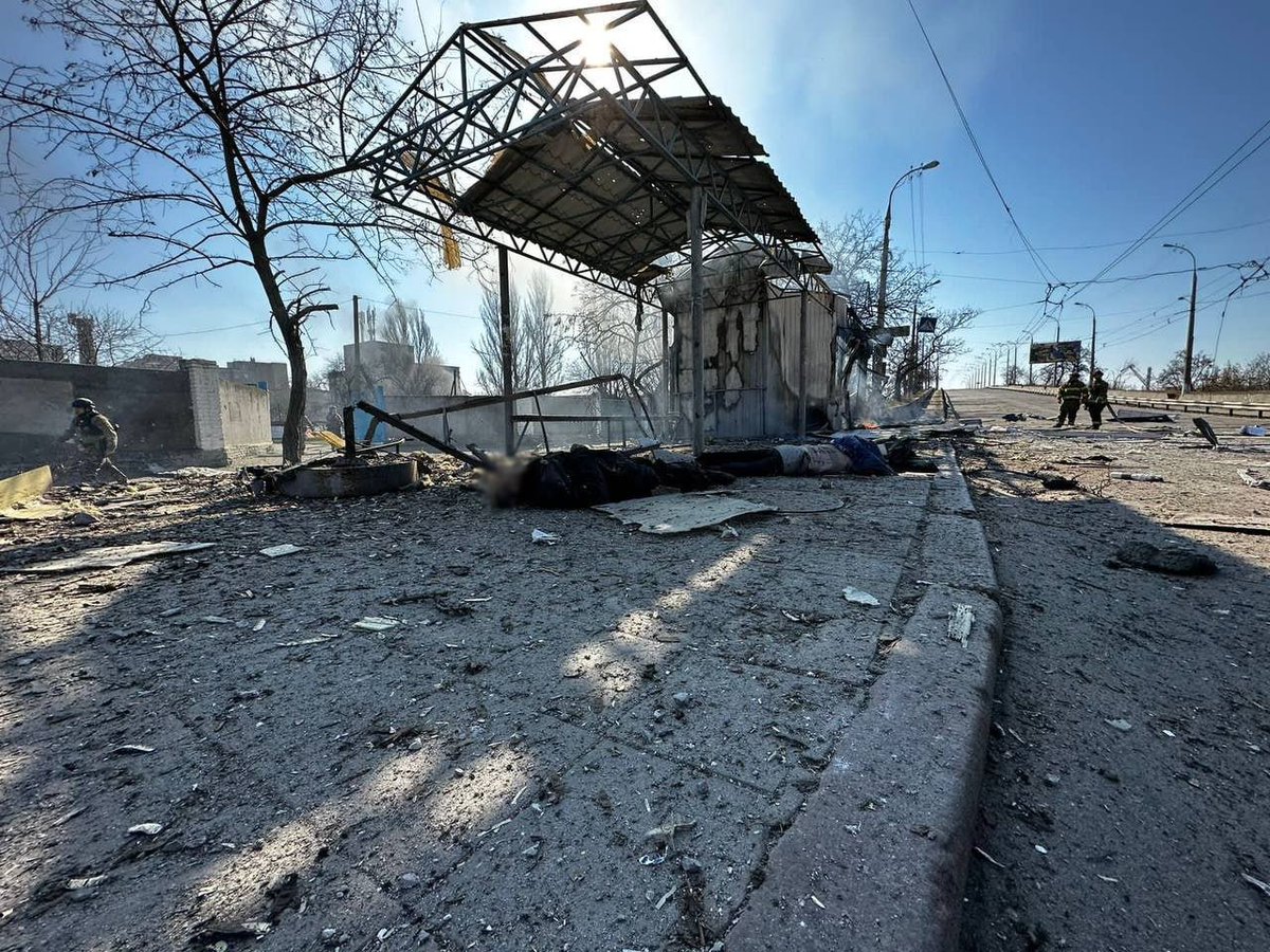 This morning, russian terrorists shelled Kherson. They hit a private house and a public transport stop. 
As a result, 3 people died.

russia is a terrorist state.
It should be dealt with accordingly.
