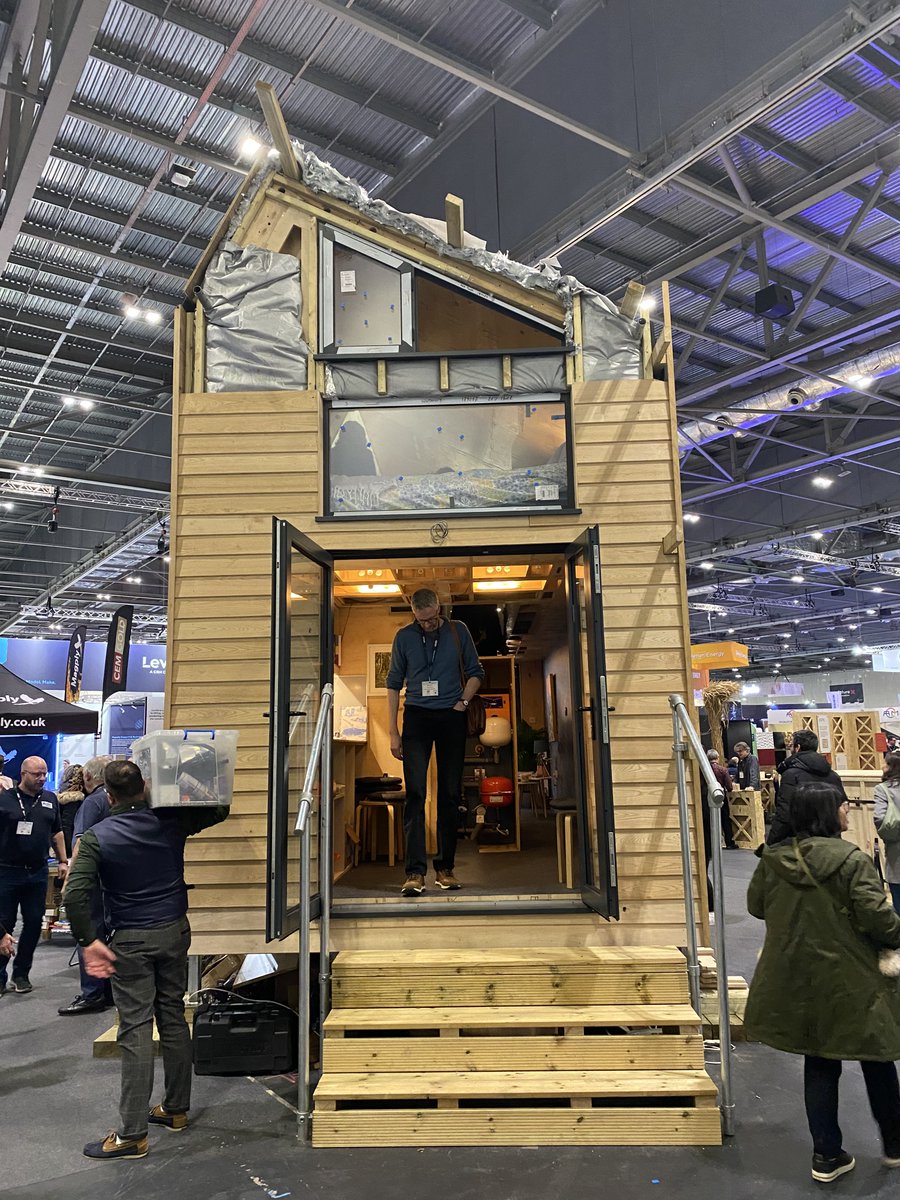 3BM_UK's tweet photo. We saw many exciting new technologies, materials, and approaches on display and heard from motivational speakers. Plenty of food for thought for current and future projects

#futurebuild #futurebuild2023 #sustainability #architecture https://t.co/WQjRW445cv