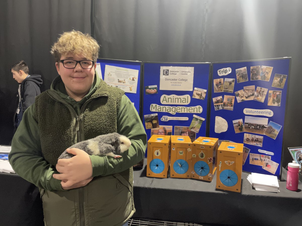DonnyCollege's tweet photo. Our Staff and Students are at #ODLive today talking to prospective students about the #opportunities available at Doncaster College! If you're there, pop along and say 'Hi'! 👋
@OpportunitiesDN https://t.co/rykOgsY5E2