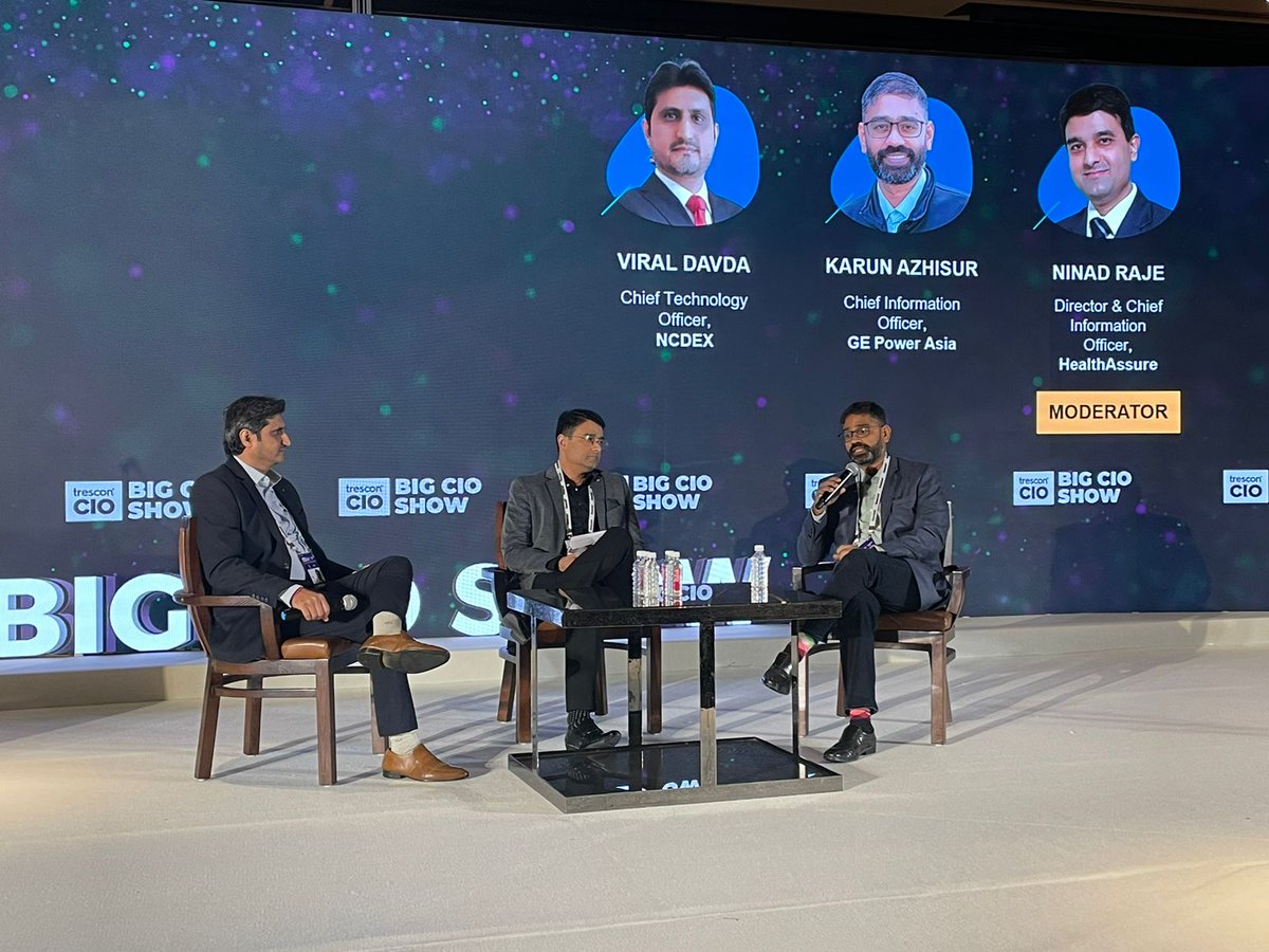 DateWithTech23's tweet photo. Live now at #BigCIOShow!
A Fireside Chat Humans with Machines : Unleash Automation to Experience Innovation
If you're at the event be sure to use #TresconCIO, #BigCIOShow and we will feature you on our social media.
#TresconCIO #CEOs #MDs #GlobalCIOs #GroupCIOs #CIOs #CTOs https://t.co/LaCwO8H0aT