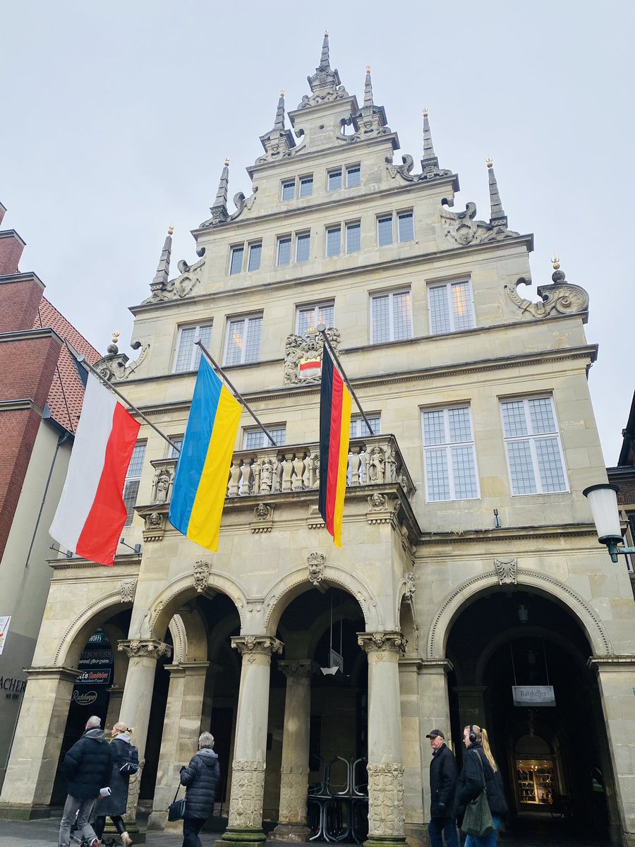 Bewegende Momente in @muenster_de bei der Unterzeichnung der Solidaritätspartnerschaft zwischen🇩🇪#Münster & #Вінниця🇺🇦, die nicht zuletzt dank Freundschaft & Partnerschaft mit🇵🇱@Miasto_Lublin möglich war. Gemeinsam sind wir stark, gemeinsam stehen wir an der Seite der #Ukraine!