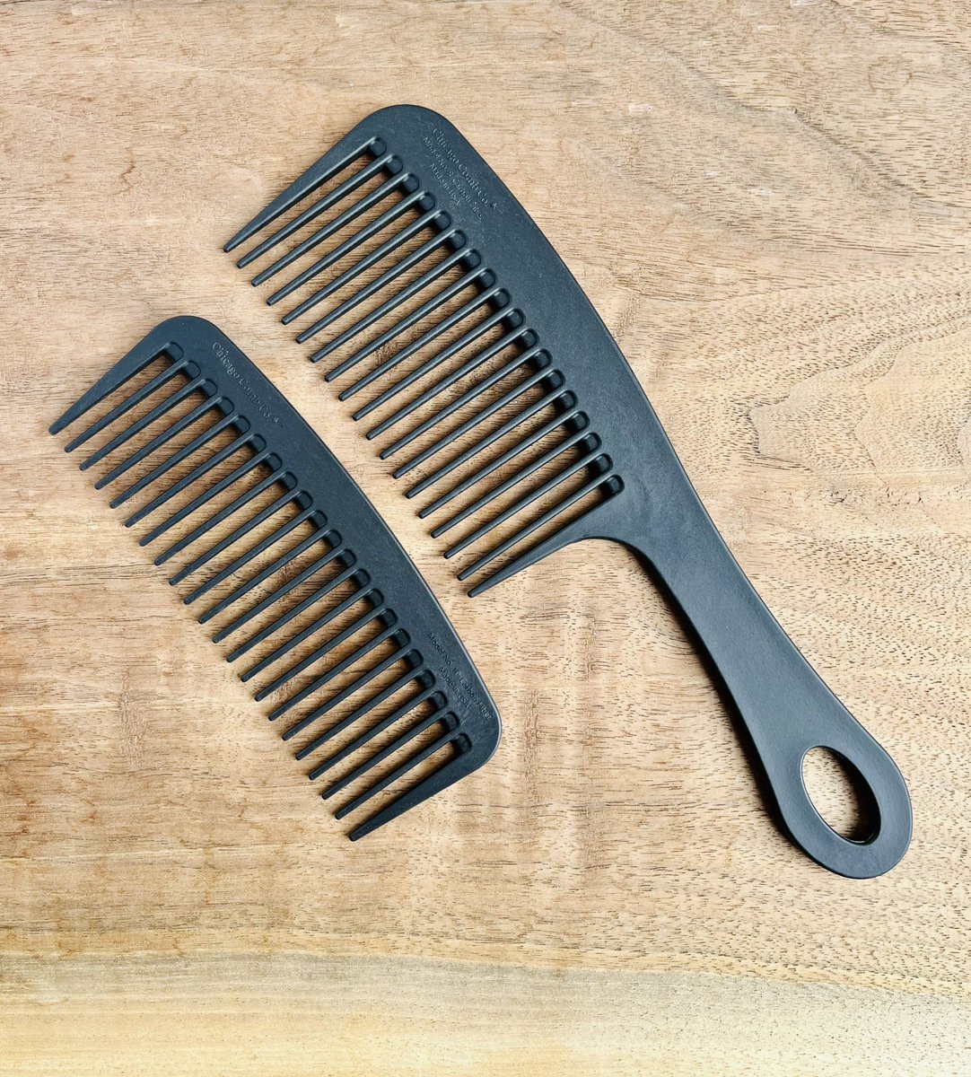 ChicagoComb's tweet image. The dynamic detangle duo. Chicago Comb’s model no. 8 + 10, at home or on the road. Anti-static, heat resistant, incredibly smooth and durable, hand finished in Chicago. Check out some great pick 2 deals at chicagocomb.com #madeinusa #loveyourcomb