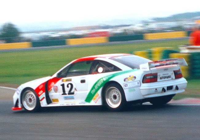 Thundersaloons's tweet image. From the Archive: Ric Wood’s fearsome Vauxhall Calibra during the 1997 Formula Saloons race at Croft.  The 6.2 Pontiac V8 powered Calibra went onto win the 98 championship 🏁

#FormulaSaloons #CroftCircuit #VauxhallCalibra 

(📸©️ Will Picken)