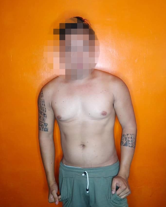 Baby17Boss's tweet photo. got  3 rounds of cum in edging, sucking and rimming from this daddy. Ganahan kayo siya while edging him, kay e.lick nako iyang balls and erim then esuck pud. Grabeh ang precum. 

#cebuedger #cebusucker #ceburimmer #cebumilker https://t.co/KsQ2HHV4pa