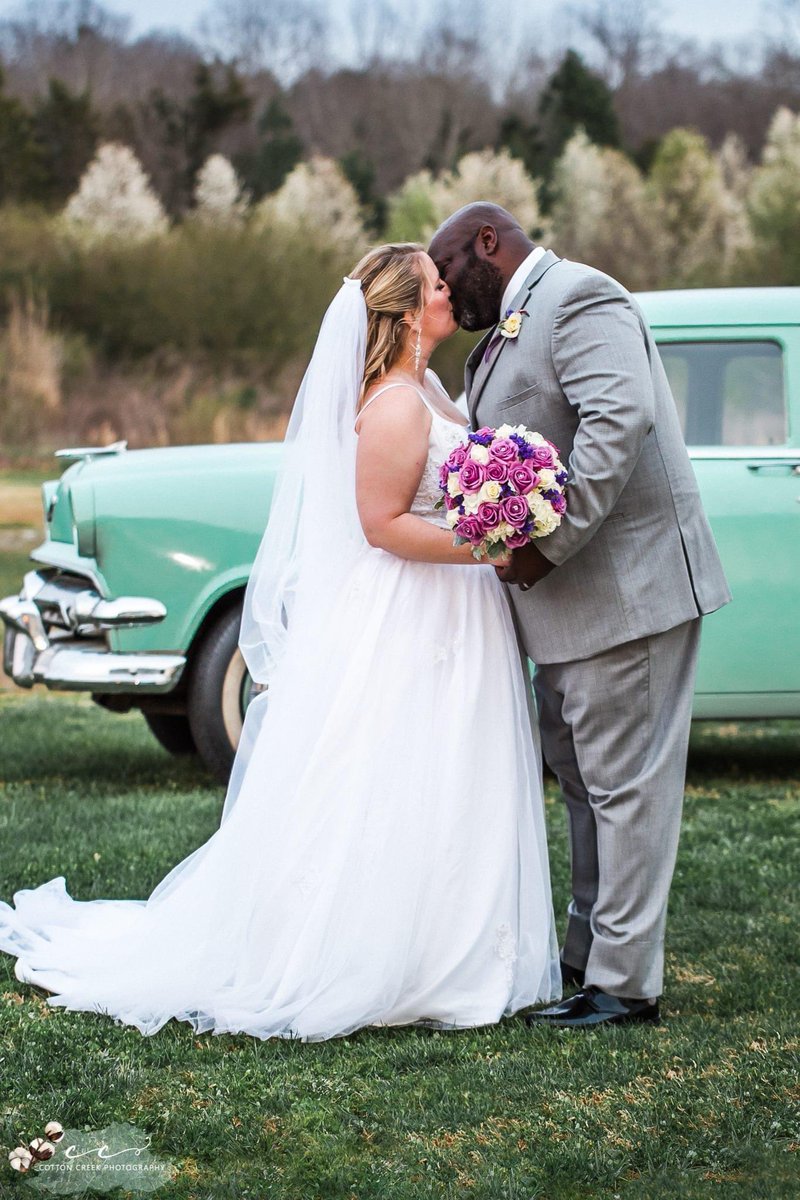 melssmith79's tweet photo. Happy 5th anniversary babe! I thank God for you &amp; love you! https://t.co/sUUqjncyKq