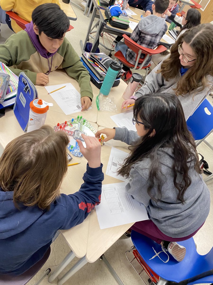 Mrs. Emerson tweet media