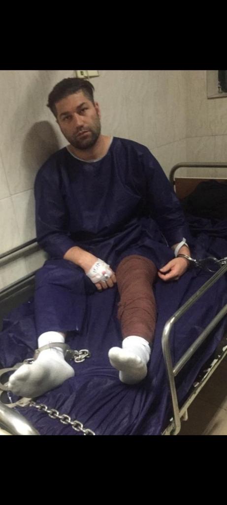 #RezaNorouzi was under severe torture in the past 2 weeks
In a message he said: “The IR regime has been torturing me for 3days for the forced confessions”،
After days of torture #IRGCterrorists sent him to the hospital and handcuffed him to a hospitalbed despite his leg is broken