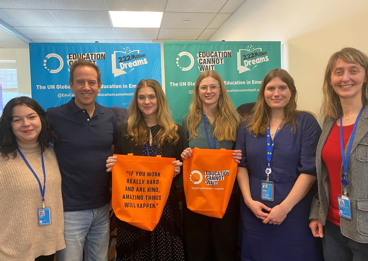 💫Truly motivating meeting w/@EUYouthDelegate's @LKarnelutti & @Nadia_g_c at #ECW HQ #NYC! 

Inspired by their commitment to #EiEPC, #GenderEquality & #ClimateCrisis action.

We look forward to future collaboration to reach those left furthest behind! @EUatUN @EU_Partnerships @UN