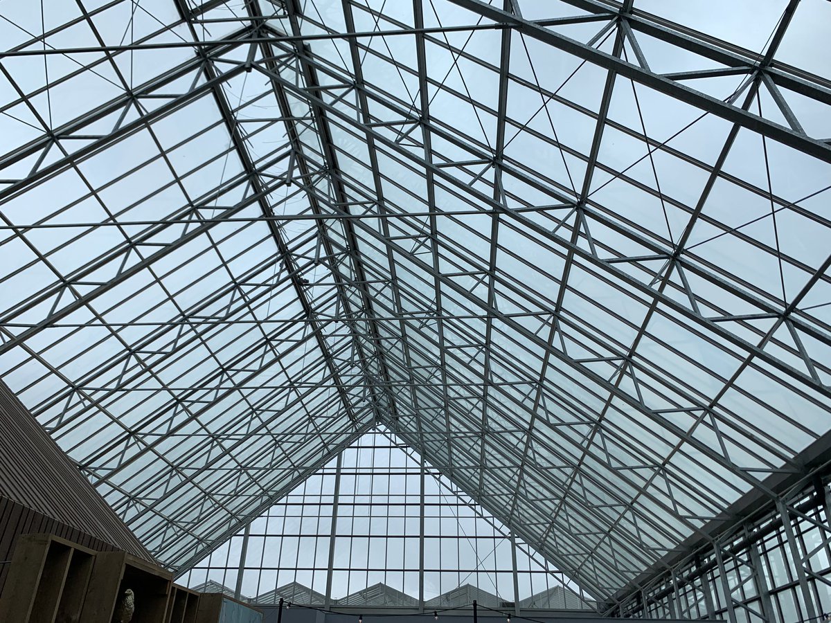 Vandaag de eerste dag van onze training “versterk je rol als secretaris “. 7 enthousiaste en leergierige secretarissen werkten hard aan hun bestuurlijke ontwikkeling en 30 maart mogen ze weer! Mooie locatie: PlantXperience in Wilp.