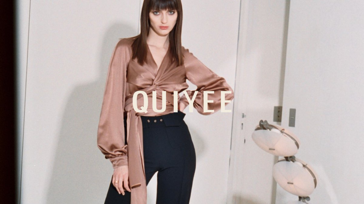 QUIYEE | Spring Summer 2023

LES MOMOENTS VOLÉS, romantic and uninhibited as our attitude towards life.
- Knotted silk shirt
- Well-fitted pants

See more at QUIYEE.com

#quiyeefashion #lesmomentsvoles #ss23 #celebratingtime #festivalseason #pants #shirt #silkshirt