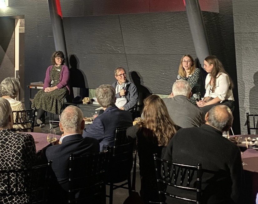 NHM_Anthro's tweet image. Early Career Researchers @emmabirdpalaeo @HesterHanegraef & @LucileCrete from the Centre for Human Evolution spoke about the future of palaeoanthropology research at the Patron's event. A great evening of stimulating conversations! Big thanks to our host, @ChrisStringer65