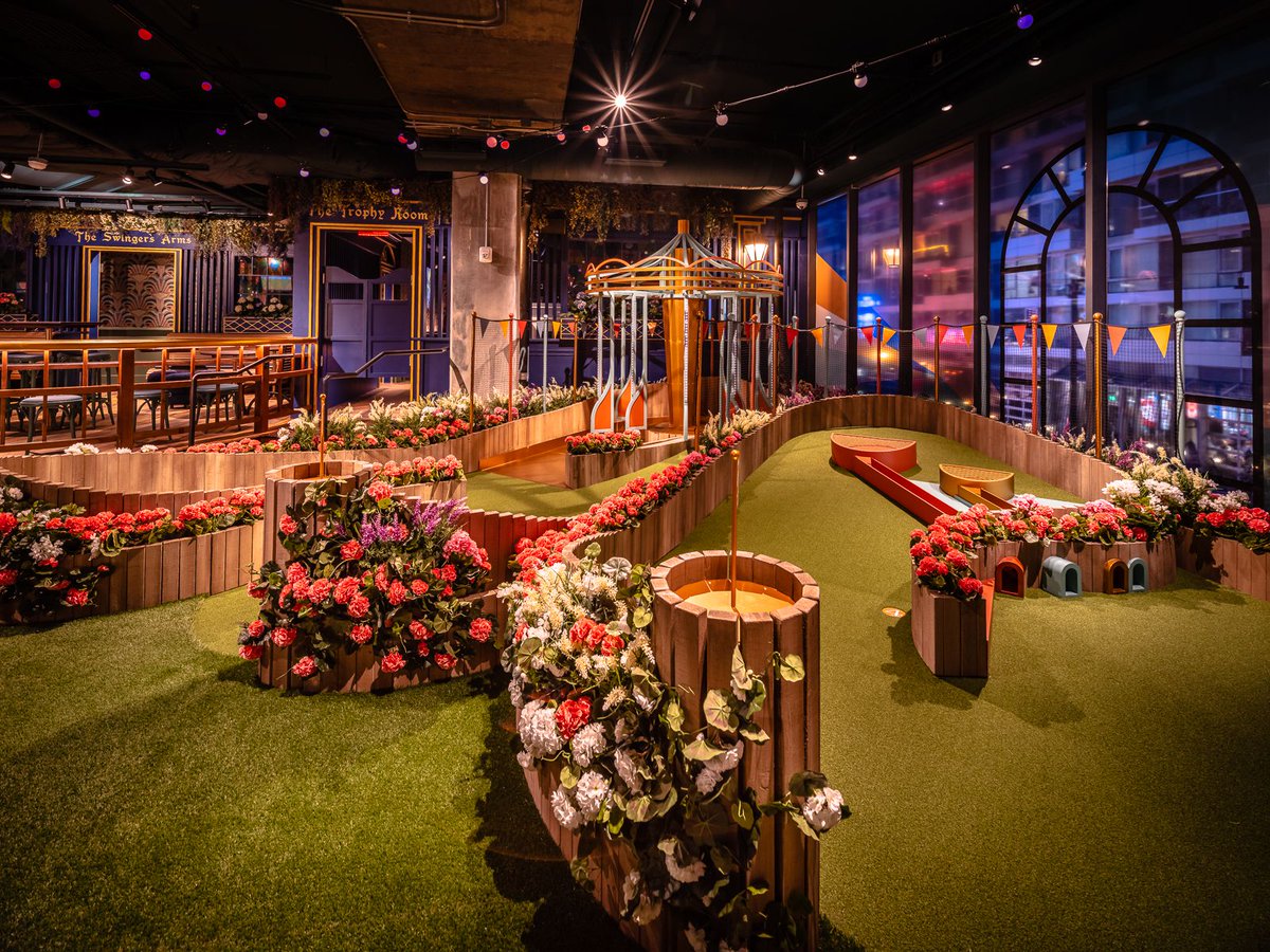 Eater DC on Twitter "Inside Swingers, Navy Yard’s massive new mini