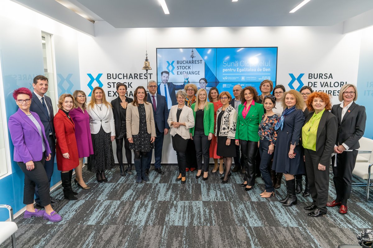 #RingtheBellforGenderEquality - for the 9th consecutive year, the #BVB bell rang for gender equality.

A special day today at #BVB, spent in the company of our guests who successfully fulfill the role of entrepreneurs and leaders in their communities.