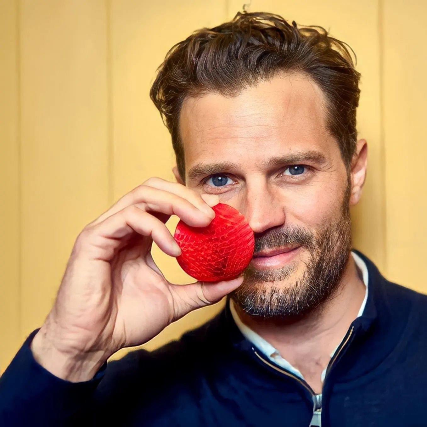 Jamie Dornan Source UK on Twitter "NEW • Jamie sporting the new