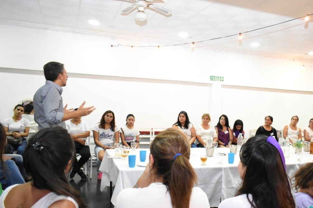 ReginoRacedo's tweet photo. Agradezco a Carlos Romano y Caro Juarez que nos acompañan y organizaron estas actividades.
@OsvaldoJaldo @JuanManzurOK
#CorrientePopular #Racedo2023 #RacedoLegislador #SomosCorrientePopular https://t.co/HzaOHX3pE2