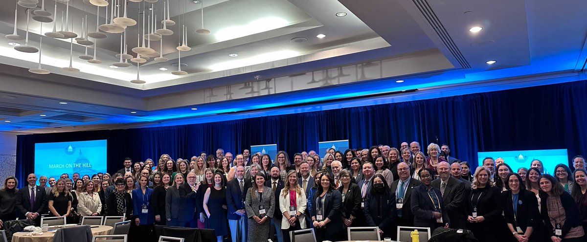 CF_Foundation's tweet image. More than 2.8 million people get an antibiotic-resistant infection in the U.S. each year. People with #cysticfibrosis face an increased risk for difficult-to-treat infections. We need new antibiotics now, and we’re asking Congress to help. #CFAdvocacy