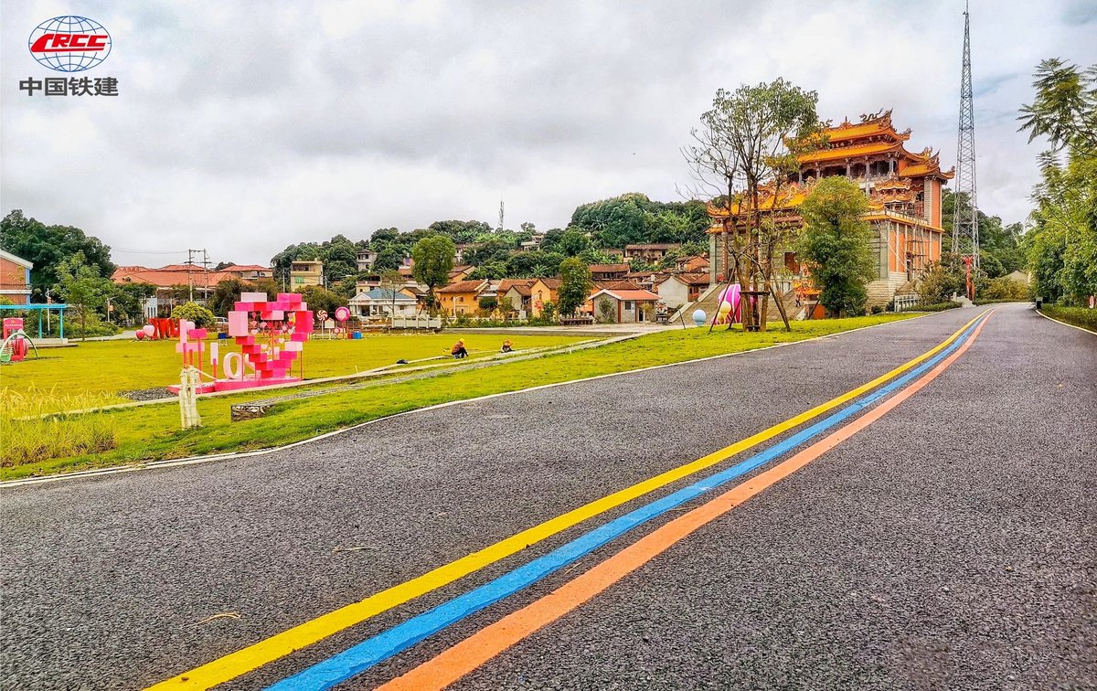 CRCCNews's tweet image. #VisionForFuture In recent years, #CRCC has participated in many livelihood projects. Completing these projects has improved the local transportation conditions and living environment and provided new ideas and opportunities for developing the rural revitalization industry.🌿🌸