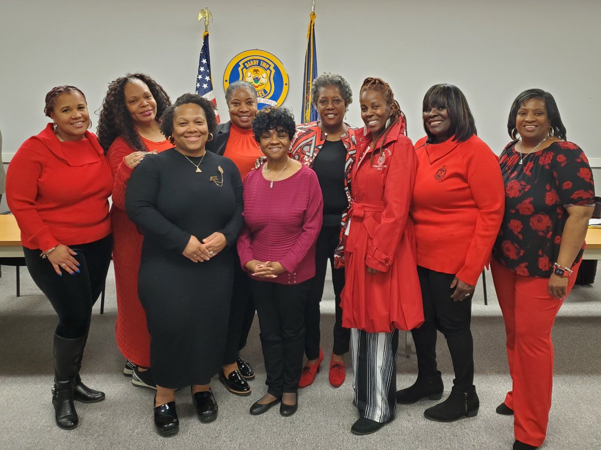 Chester(PA) Alumnae President and Arts and Letters committee attend the Darby Township Commissioners Mtg. for a formal invite to discuss the dedication ceremony of the <a href="/LtlFreeLibrary/">Little Free Library®</a>. <a href="/easternregdst/">EasternRegionDST</a> #DSTCACPA #literacy #artsletters #darbytownship