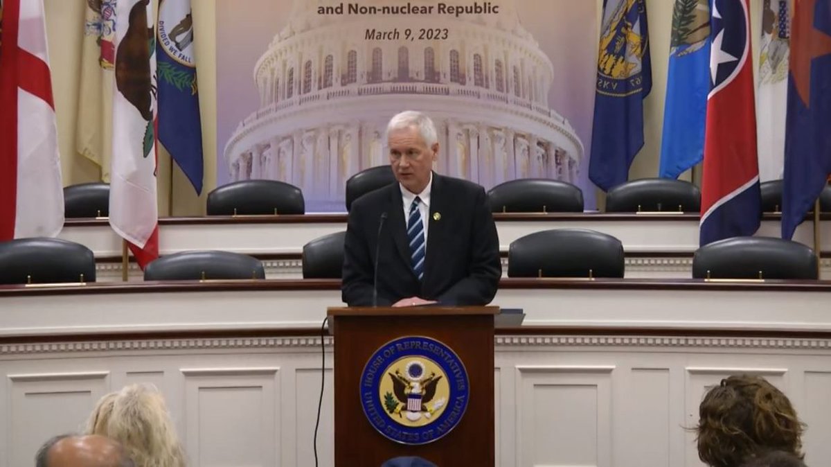 Happening Now:

@RepMcClintock announces #HRes100, co-sponsored by 223 US lawmakers, a bipartisan House majority, recognizing the 'rights of the Iranian people and their struggle to establish a democratic, secular, and nonnuclear Republic of Iran'

#IranRevolution #IranProtests