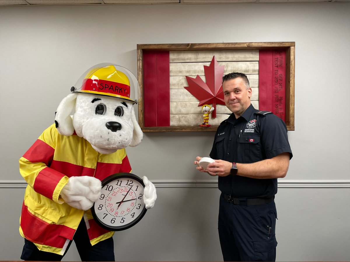 Sunday March 12th at 2:00 a.m. marks the time we “spring forward” our clocks into daylight savings. Greater Napanee Firefighter Ashley Arnold and Sparky would like to remind everyone that as you change your clocks, change the batteries in your smoke and carbon monoxide alarms.