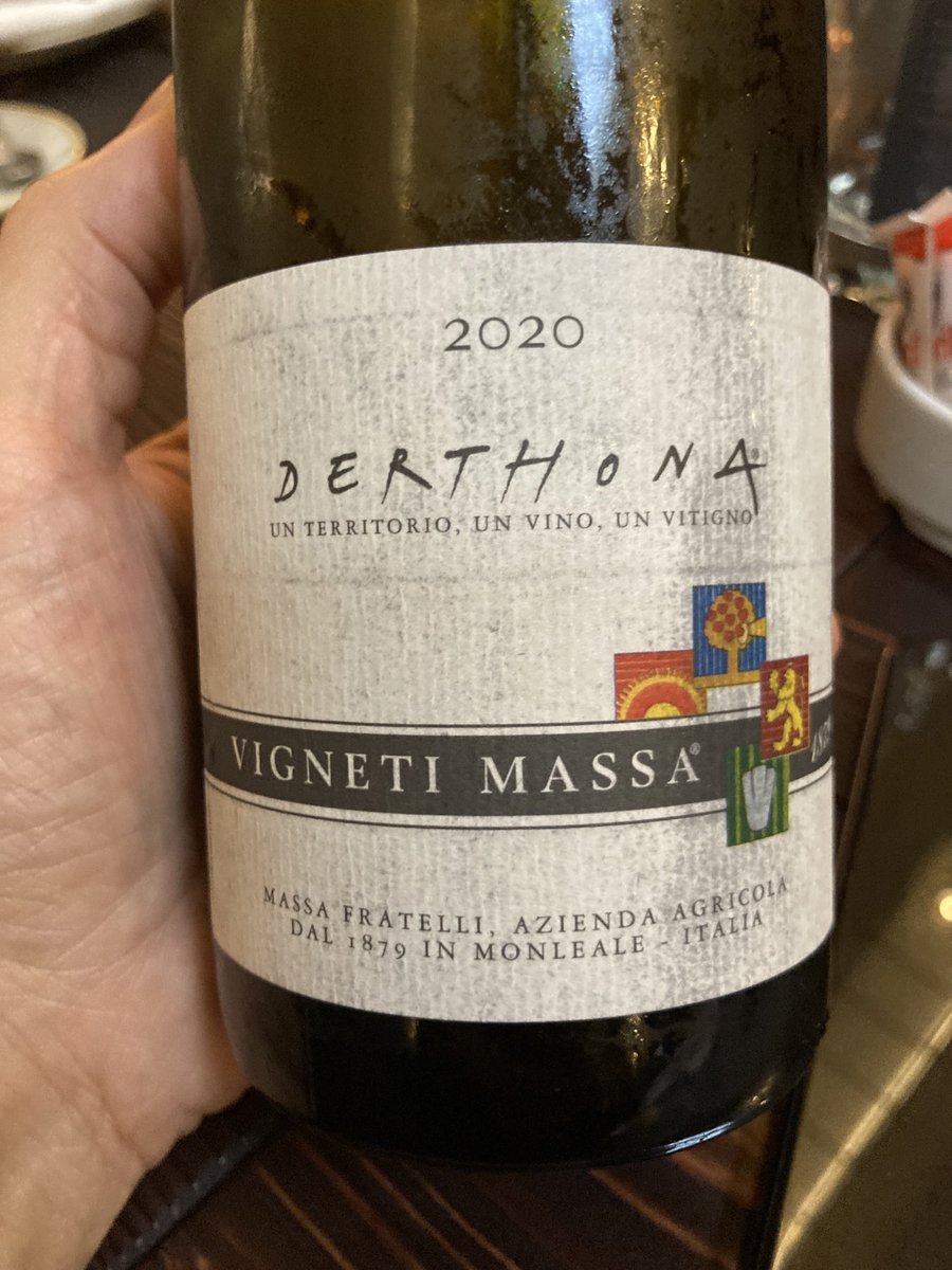 pg311066's tweet photo. Sempre un gran bel bere #WalterMassa #Derthona #Timorasso un 2020 che sembra da uve stramature, quasi con una leggera macerazione https://t.co/uIqUJTFt6O