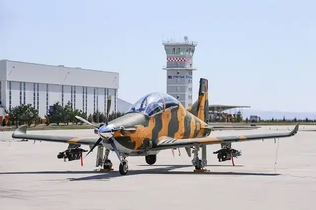 fabsenbln's tweet photo. #Niger🇳🇪 - A Turkish 🇹🇷 Air Force A400M (reg. 18-0093) that took off from TAI‘s own airport near Ankara, just landed at Niamey airport. Turkish Aerospace Industries (TAI) is producing the Hürkuş C - a light ground attack aircraft that Niger ordered in 2021. Delivery today? https://t.co/H1HEX3GJKJ