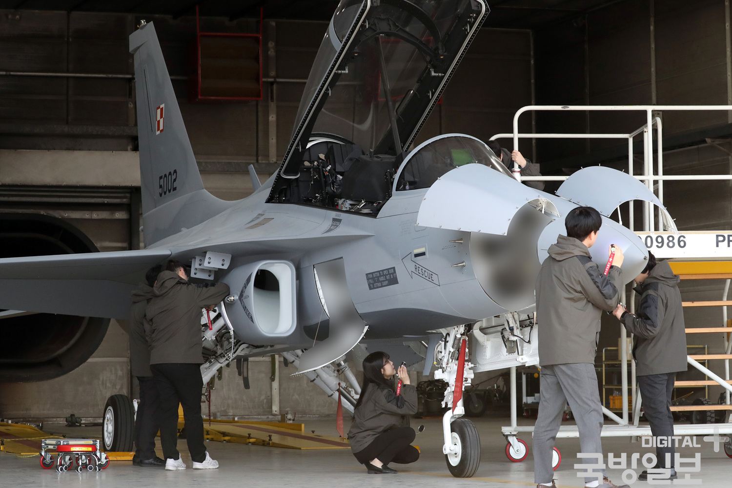 ArkadiuszM Aki Tank on Twitter: "Two variants of the FA-50 are exported ...