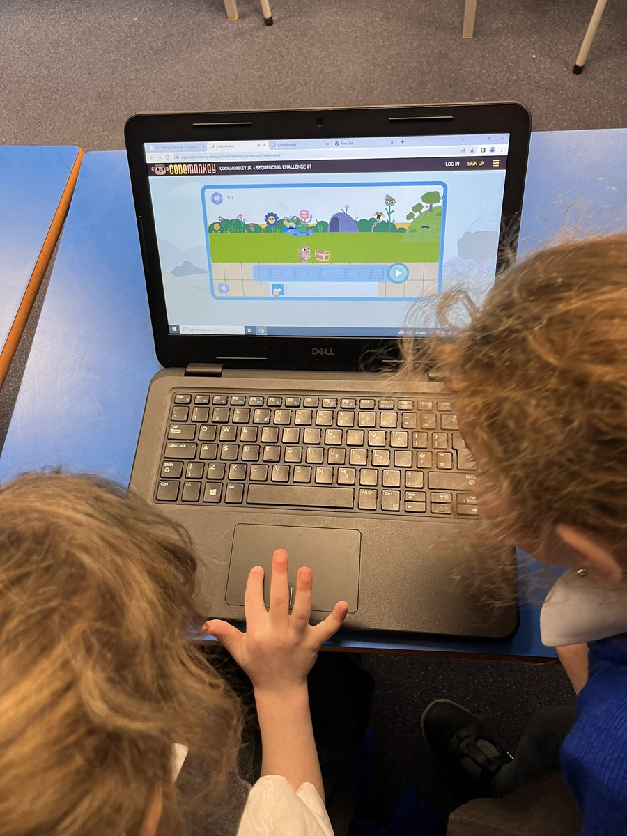 1AP_LPS's tweet photo. We are coding with code monkey! 🐒#LPScomputing https://t.co/4dXMM6xVbm