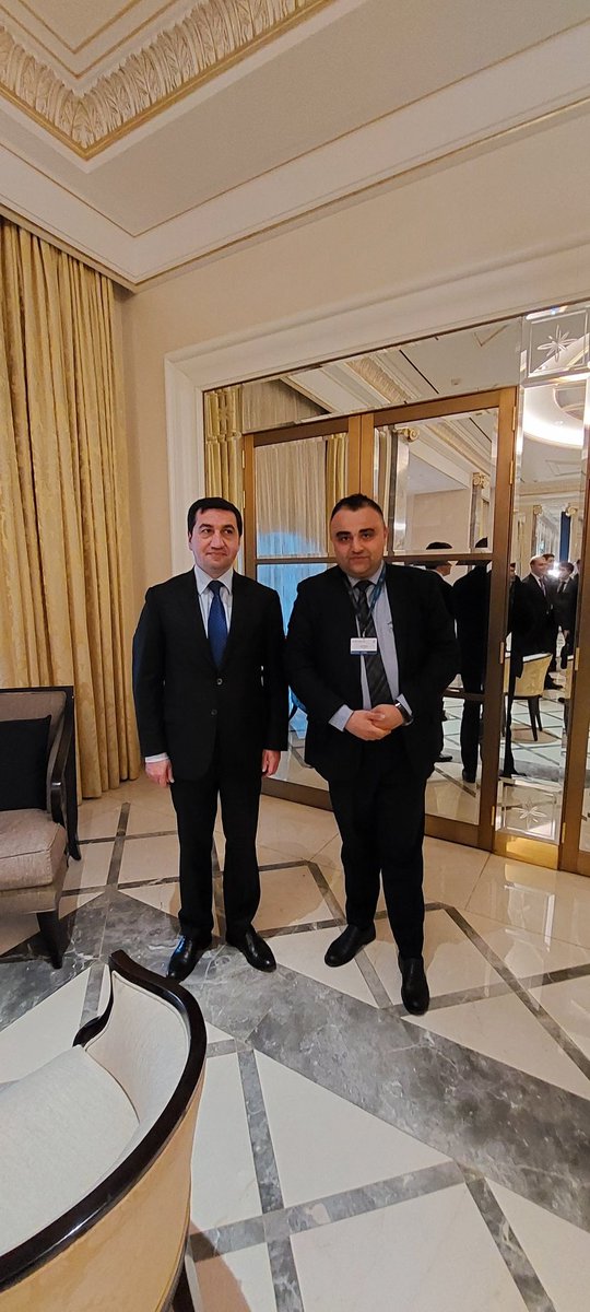 TSmaylov's tweet photo. 10-cu #Qlobal #Bakı Forumunda hörmətli Hikmət müəllim günün əsas panelində çıxışçılardan biridir! https://t.co/XkSDwQXX9F
