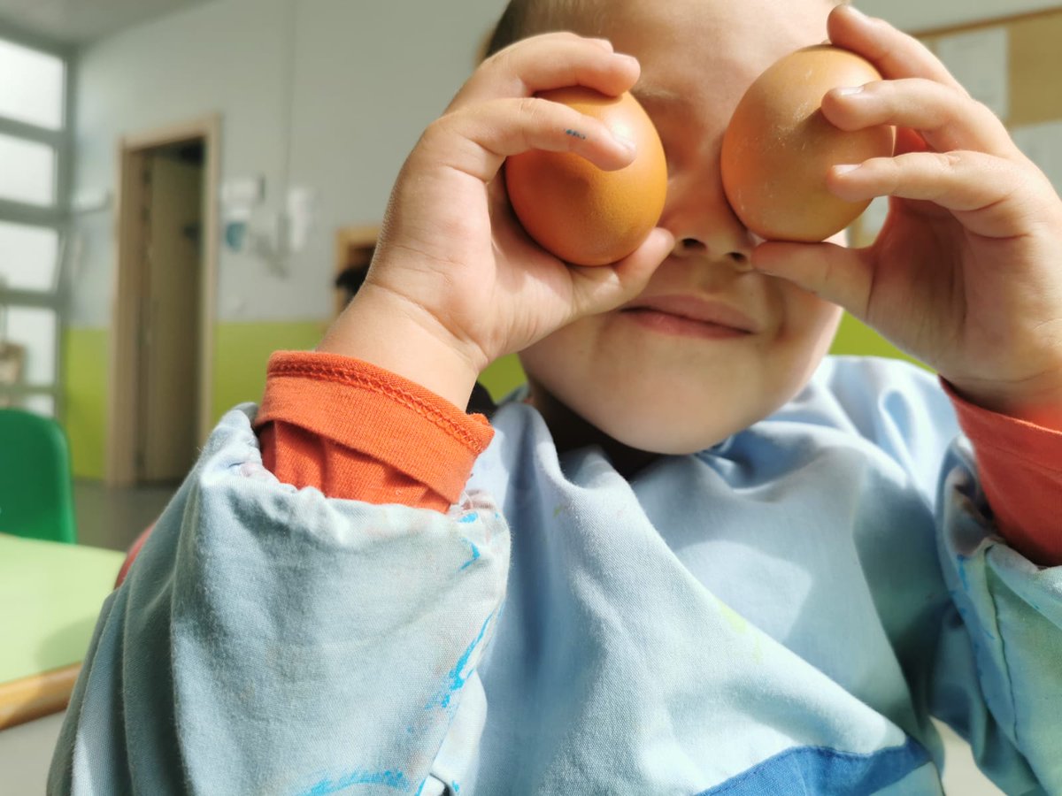 Disfrutando al máximo de nuestra cultura gastronómica con el #diadelatortilla 🥚🥔🥚🥔

#EIViator
#Koalaescuelainfantiles