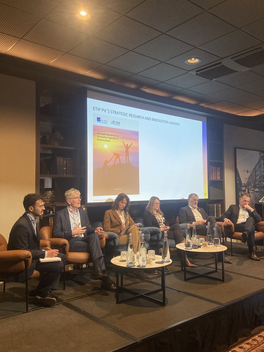 🔬#Innovation in PV is crucial for a sustainable future!

👨‍🔬#ETIPPV Chair, Rutger Schlatmann highlights: Europe is leading in the development of PV technologies, but we will need to work on the scalability, stability and affordability to reach the market uptake🚀#SolarPowerSummit