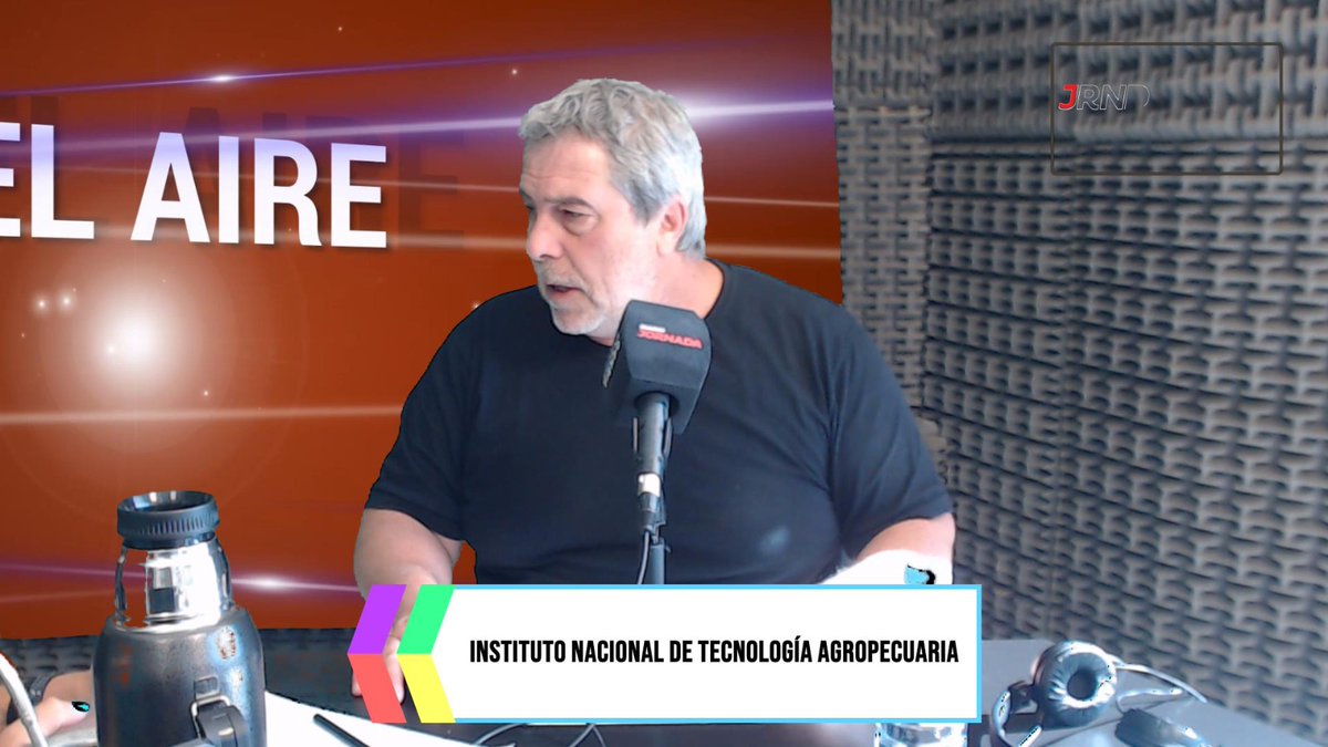 MaruOrtizTw's tweet photo. ➡️ #PorElInta
"Comenzamos el año finalizando toda una cartera de proyectos que se extenderán por 4 años. Siempre el objetivo es buscar mejoras", Edgardo Salgado, jefe de la Agencia de Extensión VIRCh, @EEAChubut
#PorElAire, @CadenaTiempo 🎧 https://t.co/Djd8ZLYbgI
