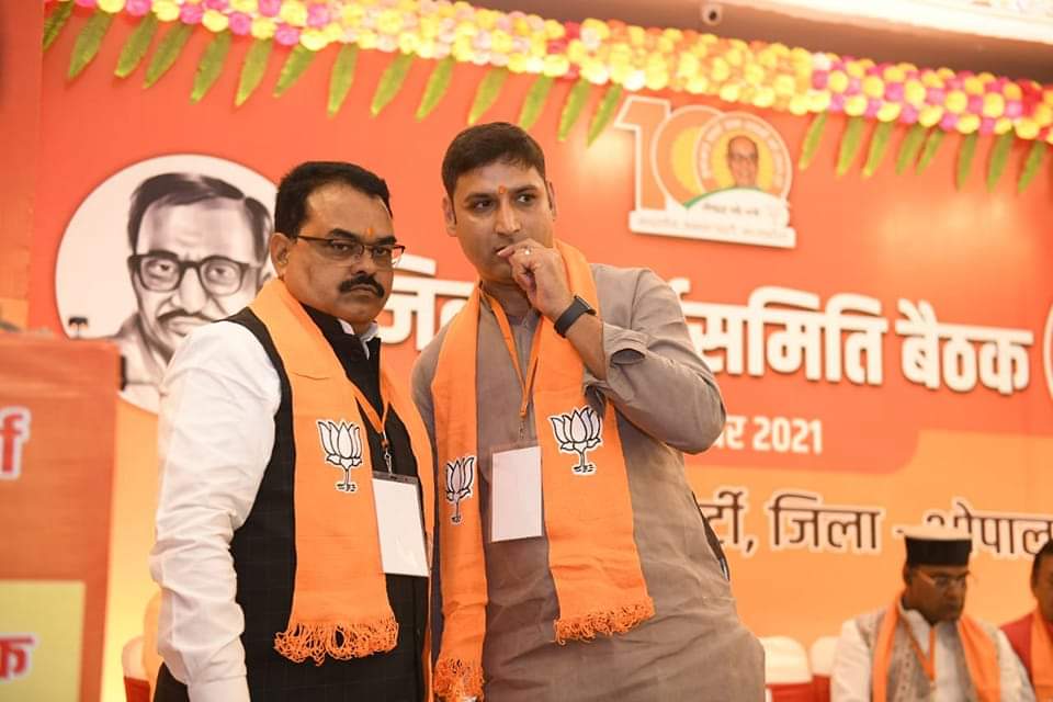 भोपाल भारतीय जनता पार्टी के ऊर्जावान एवं  यशस्वी जिला अध्यक्ष भाई श्री <a href="/sumitpachauri09/">Sumit H Pachauri</a> जी को जन्मदिन की बहुत-बहुत बधाई एवं अनंत शुभकामनाएं!