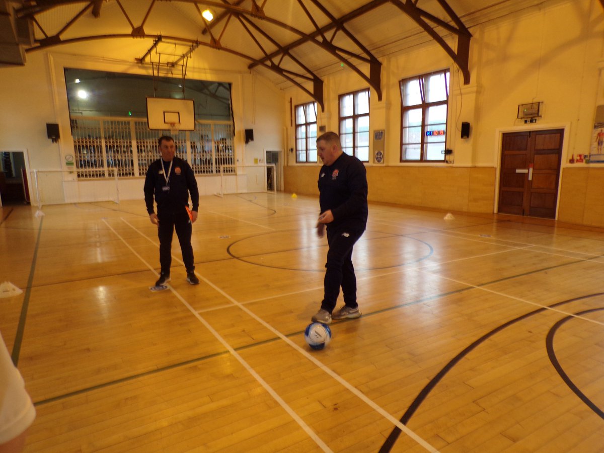 ⚽️Fantastic first day at @hmpstyal supporting prisoners to gain qualifications in sports & leadership with the #CFO3 programme working with @achieve_nw @connectmycareer