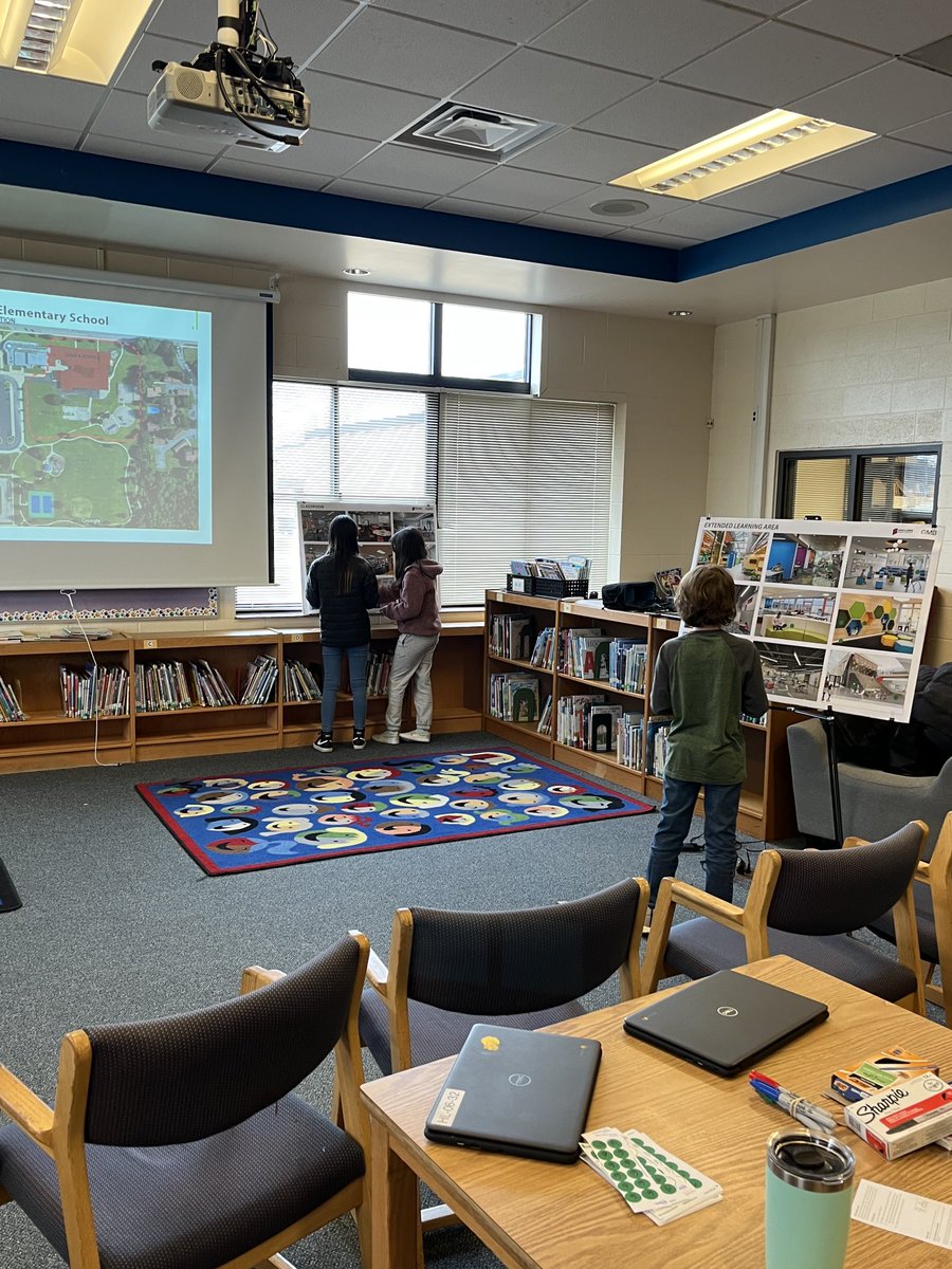 newsHgts's tweet photo. Students putting green dots on things they like and red dots on what they don’t like.  The planning process has begun.  #studentinput #excitingfuture https://t.co/kFqPUjbRLl