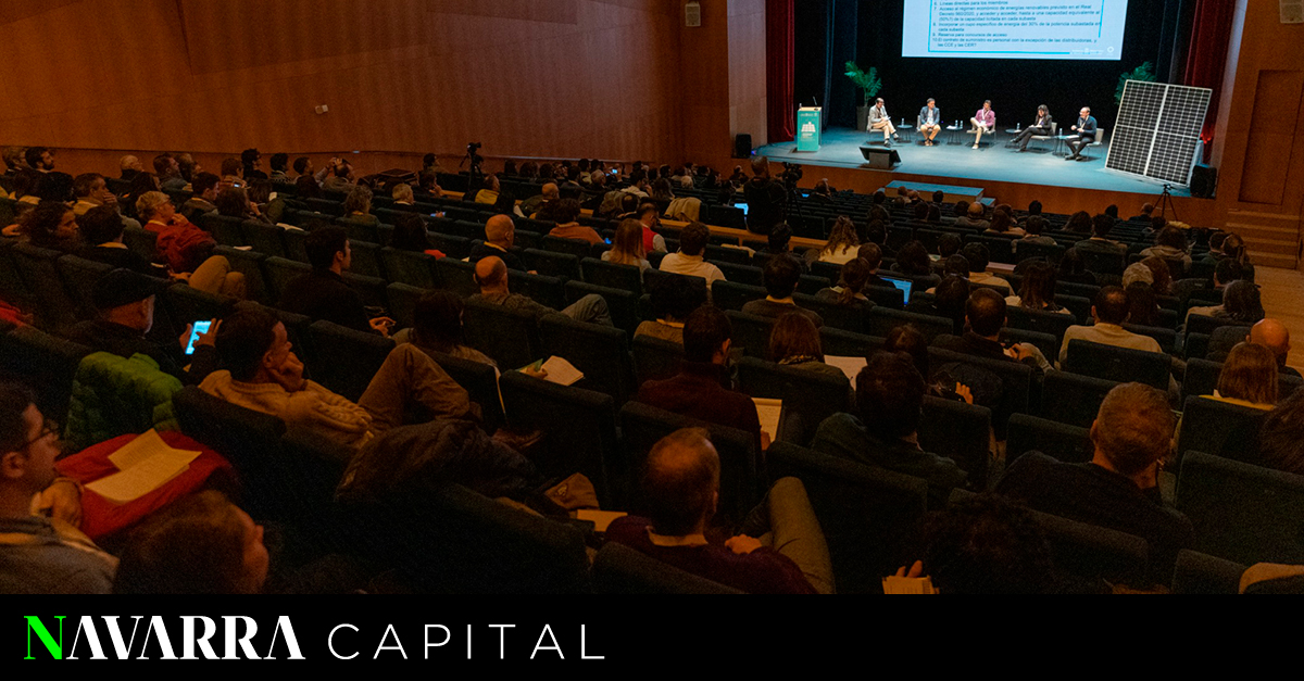 NavarraCapital's tweet photo. 👩‍💼 TURISMO DE REUNIONES | La Mesa de Turismo MICE en #Pamplona y #Navarra presentó este jueves un informe sobre su actividad en 2022. #NavCapital @UNavarra @gob_na @Pamplona_ayto #NICDO @hotelespamplona @unav 
📲 https://t.co/Ew3X43kwEA https://t.co/4s4B4vIxFN