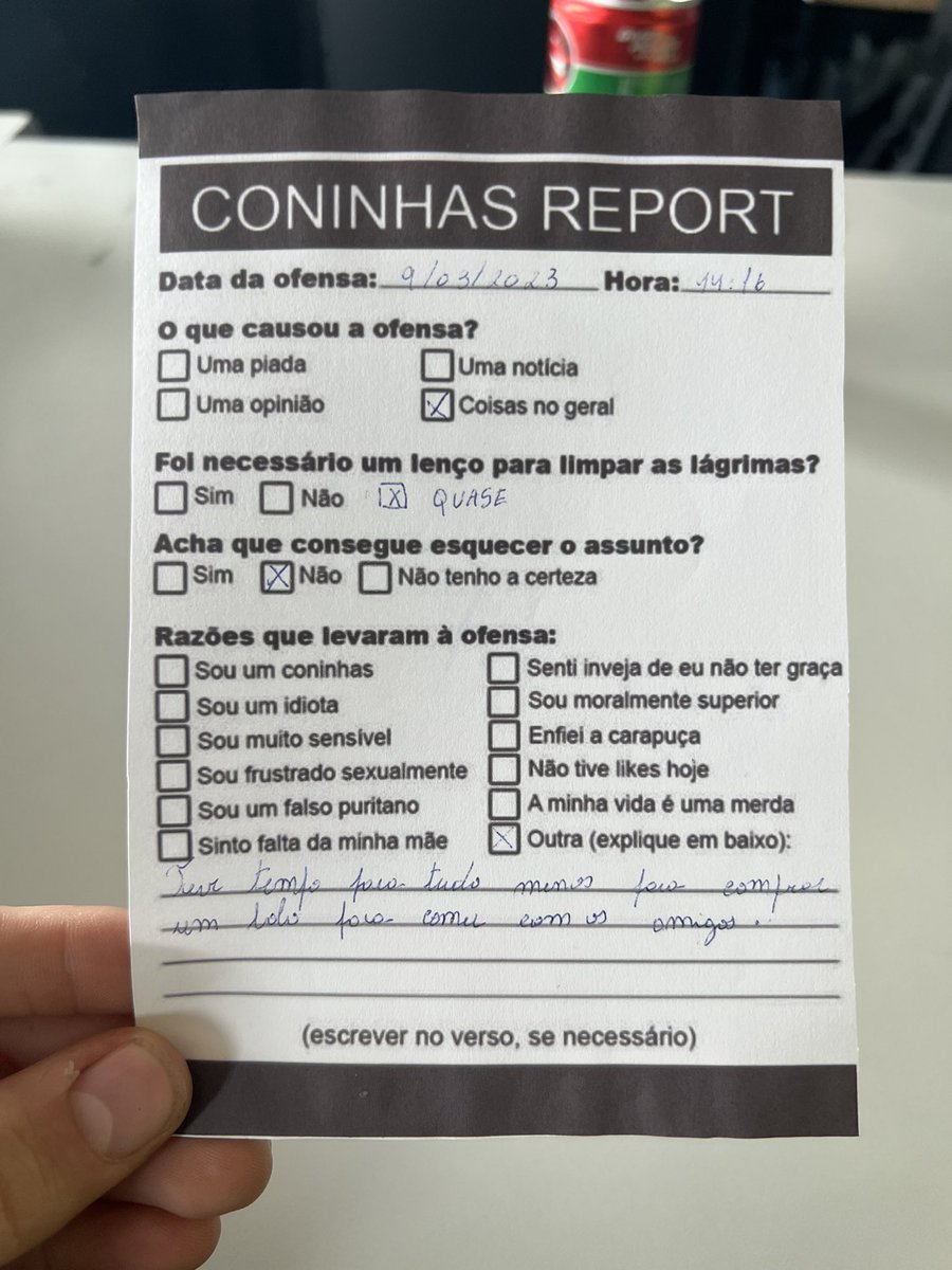 O André fez anos e não trouxe um bolinho, resultado:
