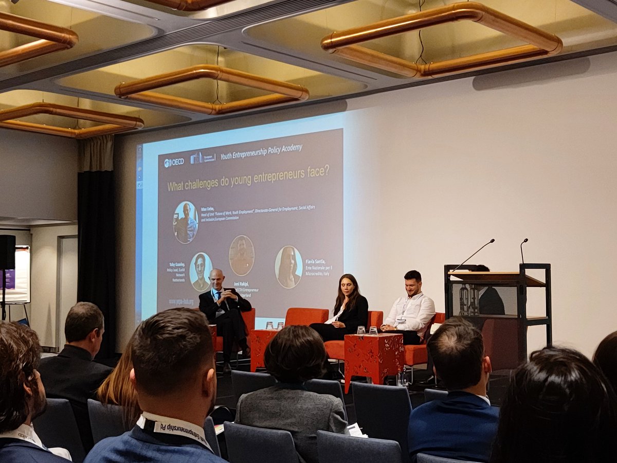 Discussion on challenges young entrepreneurs face led by Max Ubele from the <a href="/EU_Commission/">European Commission</a> 

Let us know what challenges you face as a young entrepreneur in Ireland #YEPA